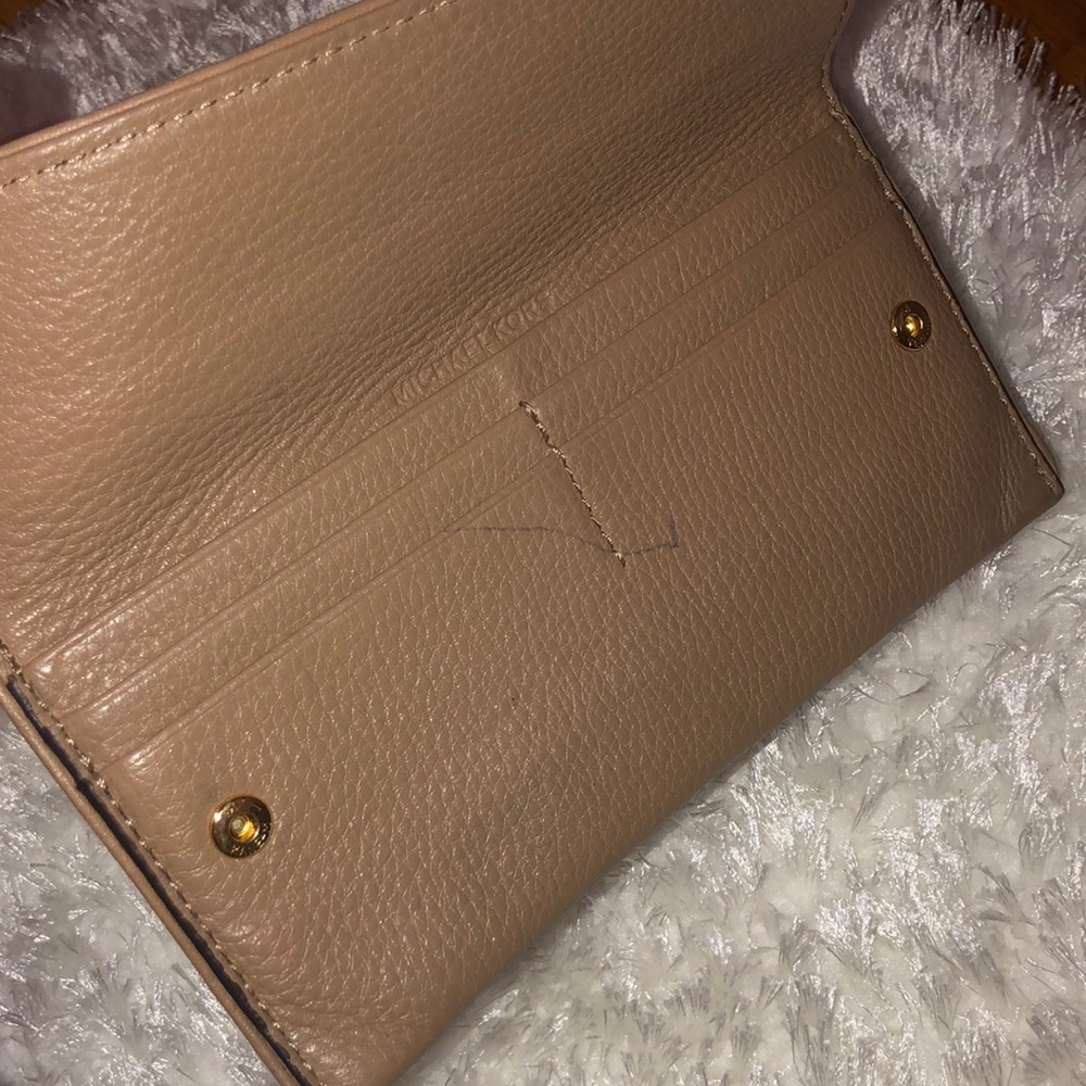 Wallet - Picture 2 of 3